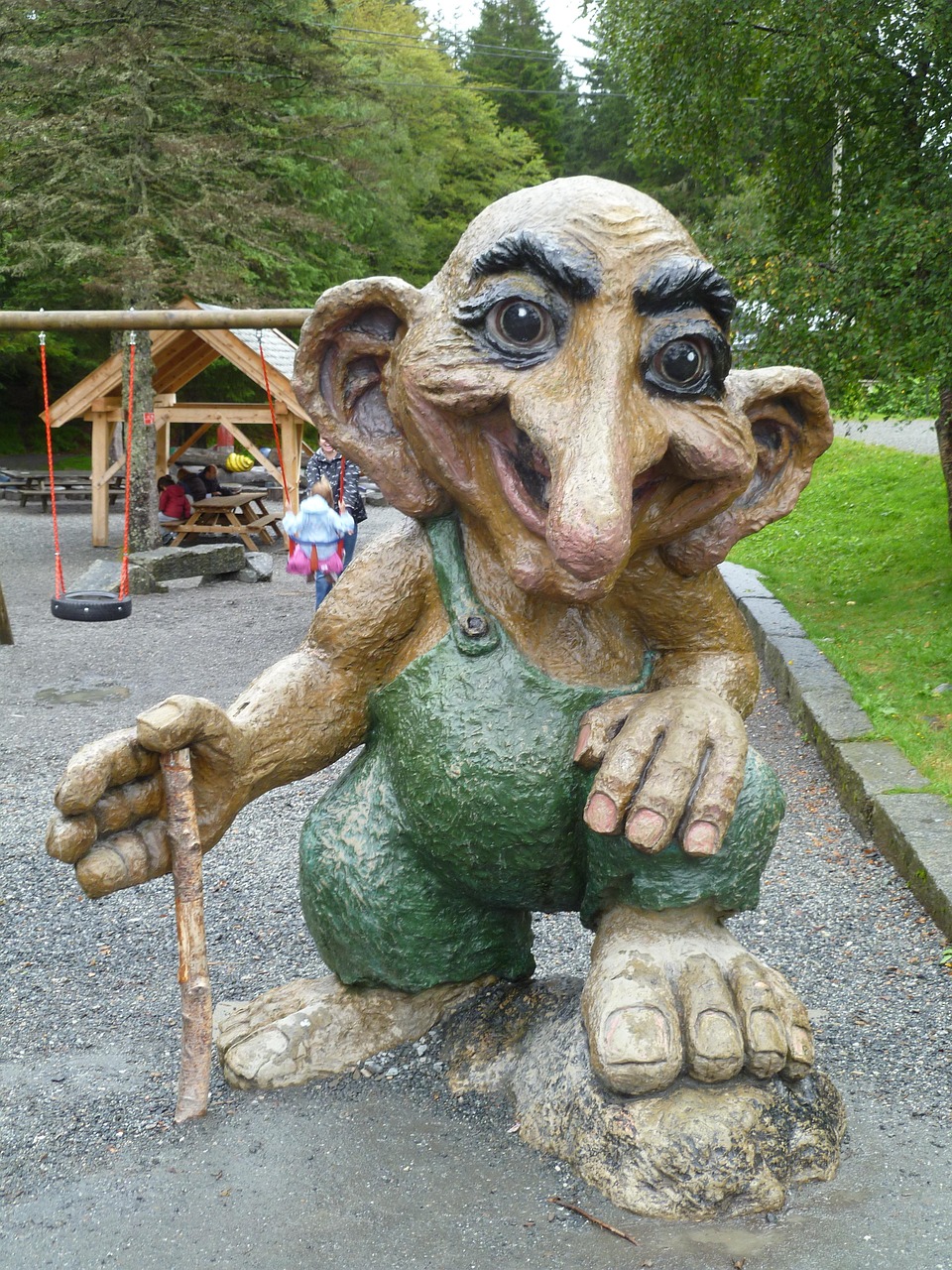 Comment visiter une grande ville sans tomber dans les pièges touristiques ?